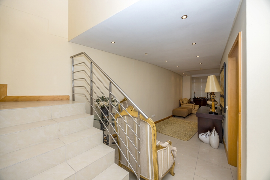 3 Bedroom Property for Sale in Sunset Beach Western Cape